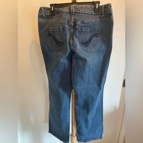 Womens Lane Bryant Size 18 Genius Fit Jeand Slim Boot Cut. - Picture 4 of 6